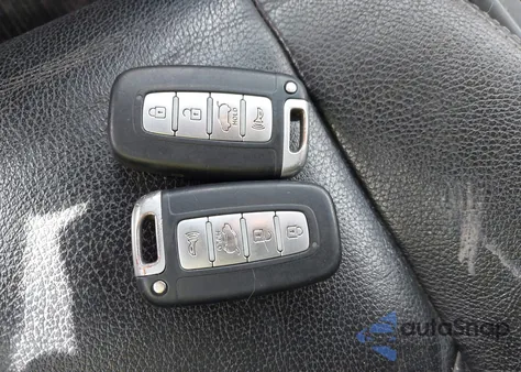 2011 Kia Soul + from USA, damaged, VIN KNDJT2A27B7267525